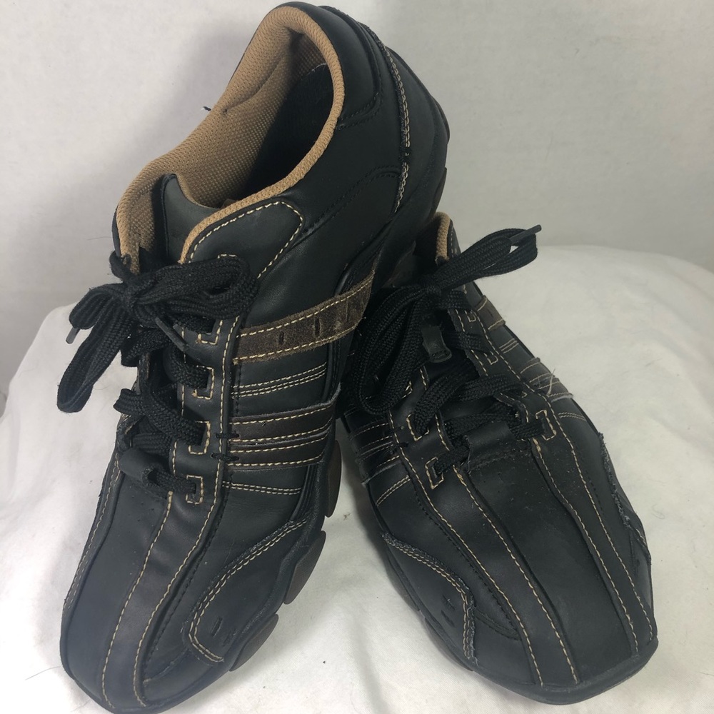 Men's Sketchers Shoes Size 9.5 Black Relax Leather
